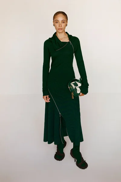 Look 9